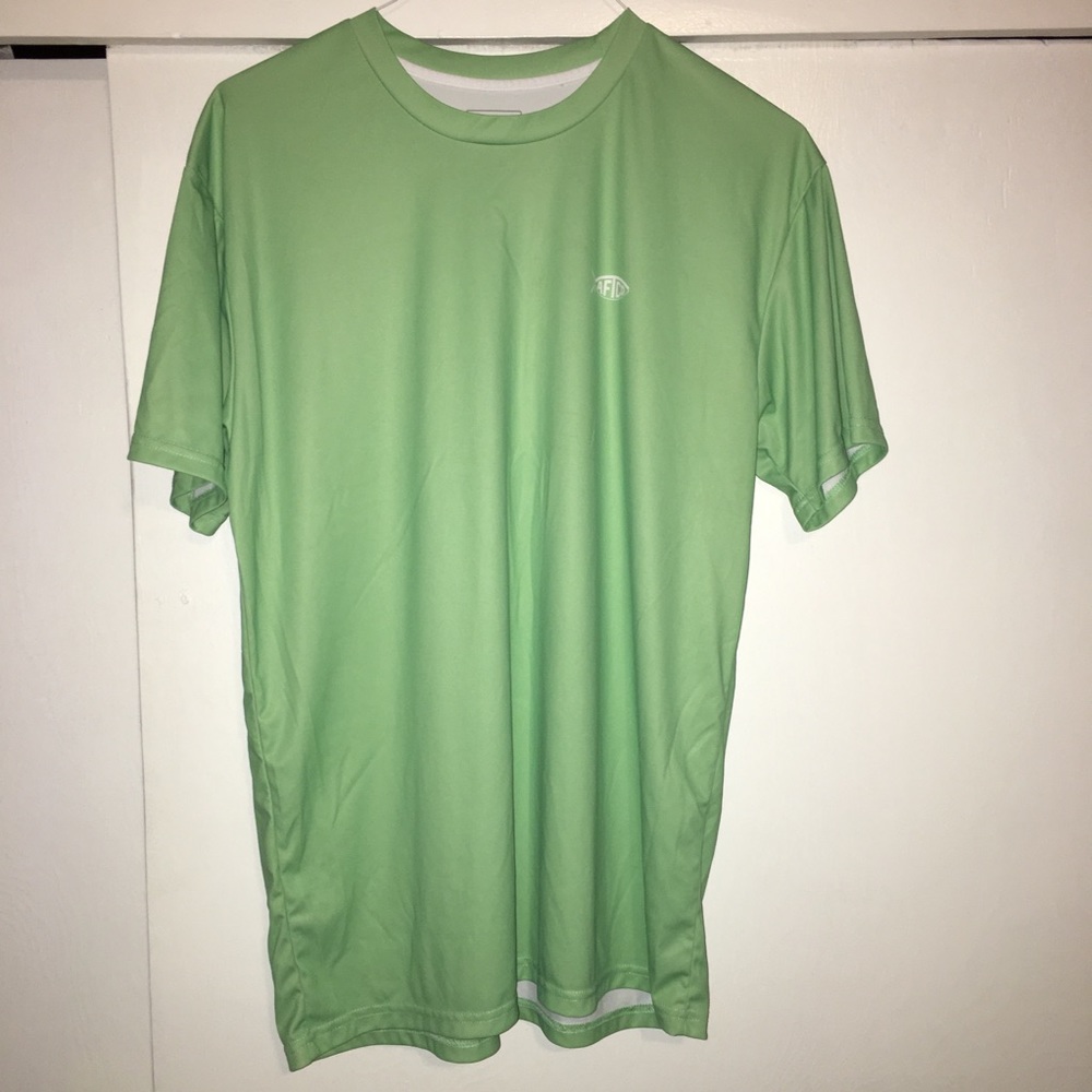 AFTCO Men’s fishing shirt.  spf 50 material